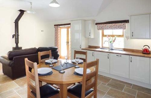 Cwmtirmynach House | Beudy