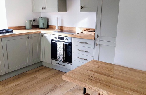 Porthcawl Other | Beudy Ger Y Mor, PorthcawlnA two bedroom annexe attached to a charming farmhouse