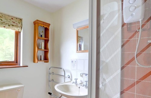 Pentrefelin House | Beudy in the beautiful Llandeilo