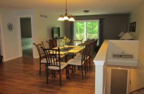 Beulah Apartment | Beulah Land Guest House w/King Bed & Jacuzzi Tub