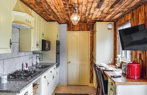 Knott End-on-Sea Cottage | Beverley's Hideaway - UK44691