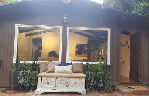 Bel Air Apartment | beverly glen canyon retreat