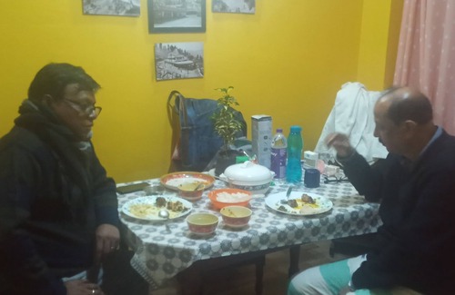 Darjeeling Bed & Breakfast | BEVERLY HILLS HOME STAY DARJEELING
