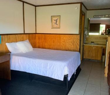 Aberdeen Hotel | Beverly Hills Inn