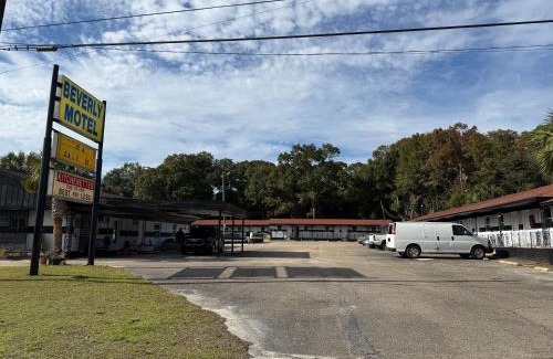 Mobile Hotel | Beverly motel