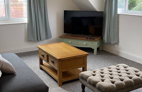 Bexhill-on-Sea Apartment | Bexhill Sea view flat 3 Beautifully appointed 2 bedroom flat with sea views