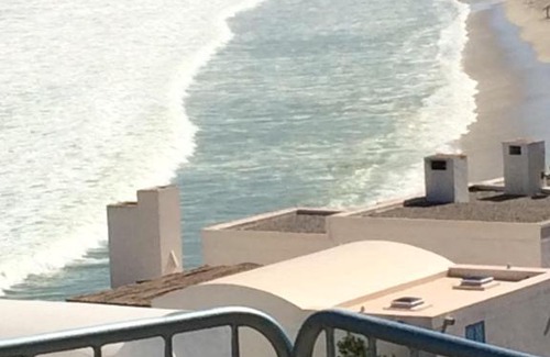 Paradise Beach Apartment | Beyond Paradise