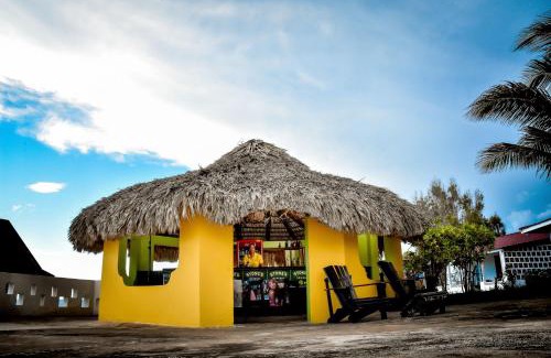 Treasure Beach Bed & Breakfast | Beyond Sunset Resort & Villas