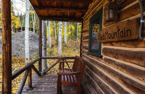 Pitkin County Cabin | Beyul Retreat - Red Mountain