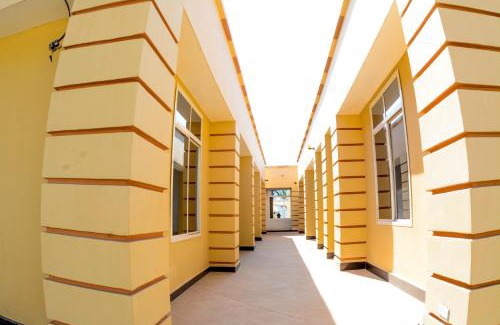 Dodoma Cabin | BEZINDA LODGE