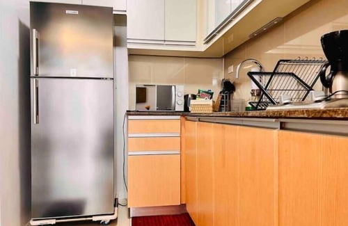 Pinagsama Condo | BGC Luxury Condo - Pool & Wi-Fi - Suite 14