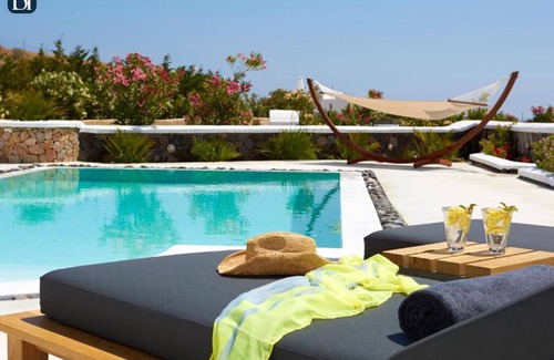 Exo Gialos Villa | BH322 - C - Villa Santorini