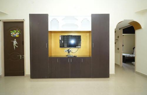 Tiruchanur Apartment | Bhakti Bliss Homestay -2BHK AC Apartment