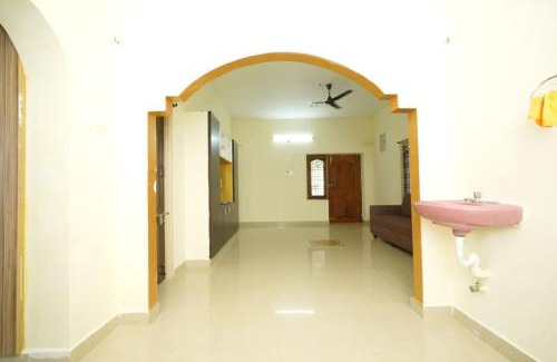 Tiruchanur Apartment | Bhakti Bliss Homestay -2BHK AC Apartment