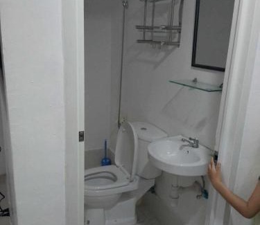 Carcar Apartment | BHS SERVICED APARTMENTS 2 BR in Carcar City