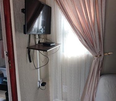 Ezulwini Apartment | Bhubhudla Guesthouse