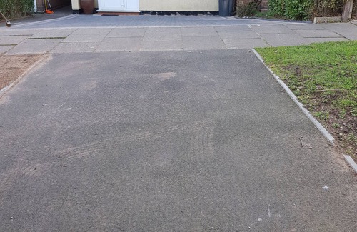 Stonnall House | BHX/NEC/JLR/BIRMINGHAM 4 Bedroom 8 Persons House Off Road Parking for 3-4 Cars