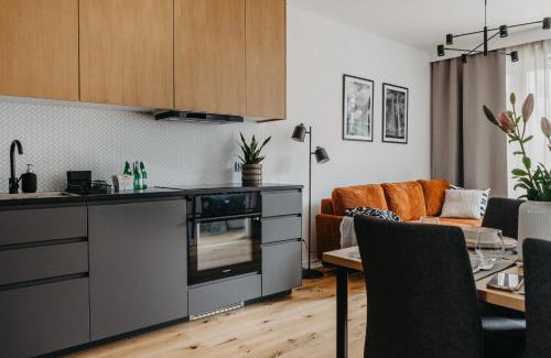 Fabryczna Apartment | Białowieska 67 - Apartament z sypialnią, balkon w Porcie Popowice - Fair Rentals