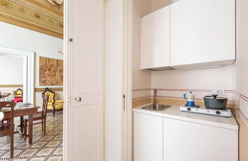 Trepuzzi House | Bianco Liberty by BarbarHouse