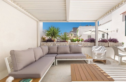 Trepuzzi House | Bianco Liberty by BarbarHouse