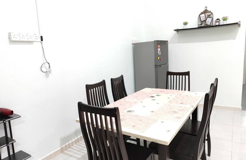 Bidor House | Bidor Family Choice Homestay 3-8paxs