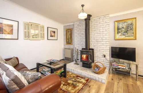 Daylesford House | Bidwell Cottage