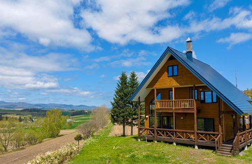 Biei House | Biei san-ai-no-oka Villa Shion