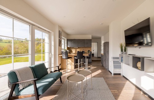 Monschau Apartment | Bienenhaus 2 - Holiday apartment with a fantastic view of the old town of Monschau