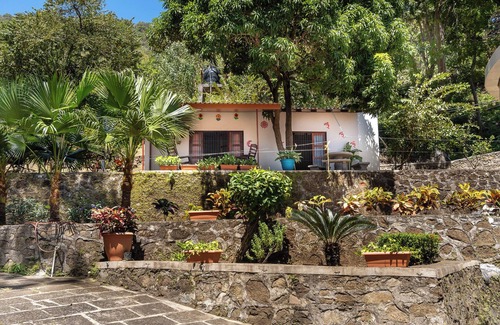 La Laguna Villa | Bienvenidos a villa Helga Solano llena de una belleza natural y aguas cristalina