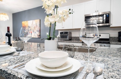 Coachella House | Bienvenue Chez Nous 5 br, 3 ba, 2-14 Guests Luxury Home Coachella, California