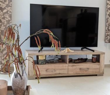 Bietigheim Apartment | Bietigheim Retreat: Modern und Ruhig