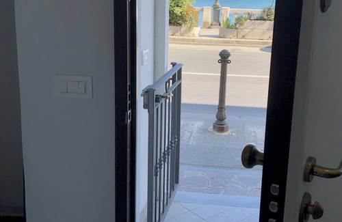 Diano Marina Apartment | Bifocal rental for 4 in Diano Marina (IM) facing the sea. Cod. CITRA 008027-LT-0151