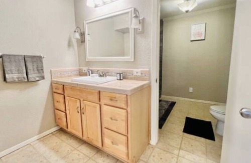 Harlingen House | Big 2 story house 3000sqft home Shoebox home