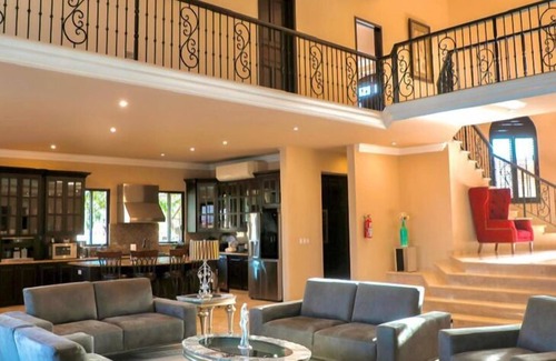 Santa Rosa House | Big 5 bedroom house with AC, WiFi in wonderful San José del Cabo Ocean/view