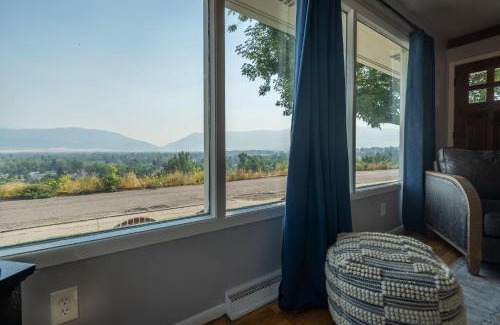 Livingston House | Big 5 Bungalow