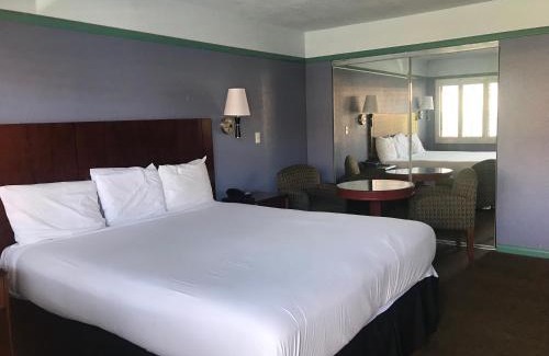 Orange Hotel | Big A Motel