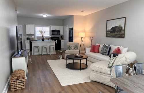 Auburn House | Big a s House; 4BR 4BA-games,golf,weddings