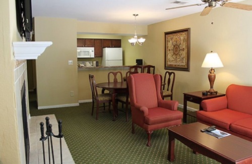 Berkeley Villa | Big and Beautiful 4 Bedroom 4 Bathroom Sleeps 12 Townhouse @ Powhatan Resort