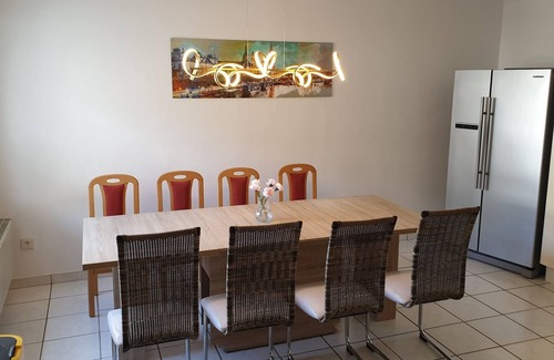 Maasdorf Apartment | BIG Apartment 150m² in Bad Liebenwerda