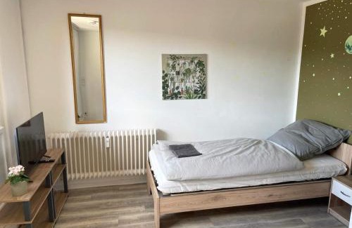 Friedrichsdorf Apartment | Big Apartment in Friedrichsdorf