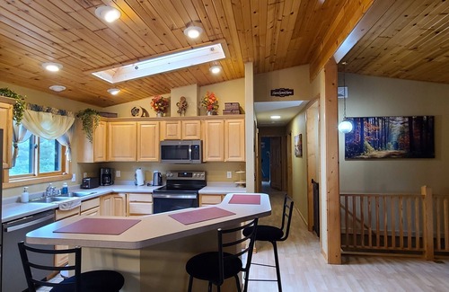 Big Bay House | Big Bay Lodge - Family Vacation Home - Across the street from Petenwell Lake