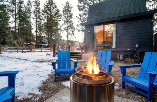 Woodlands House | Big Bear A-frame Cabinhottubdogfriendlysleeps 6