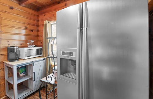 The Village House | Big Bear Cabin - Walk to Lake/Village, Centrally Located, Fireplace