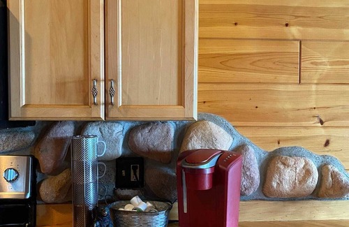Curtis Township House | Big Bear Lodge 🐻🐾, On Lake w/Private Beach & Tiki Bar 🏖 Wi-fi & Dish Network!