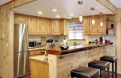 The Village House | Big Bear Mountain Escape! Walking to Village, Restaurants, Hiking/Biking Trails