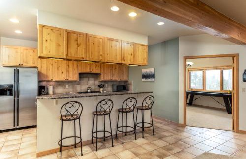 Fraser House | Big Bear Palace