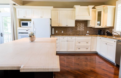 Wymbolwood Beach House | Big Beautiful Georgian Bay Family Cottage