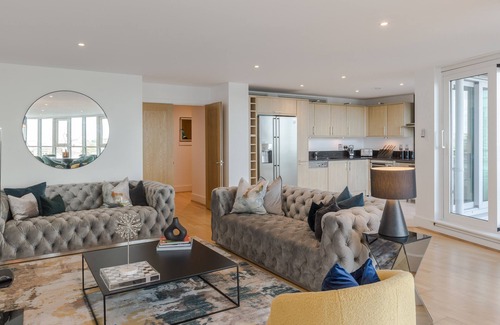 Tachbrook Apartment | BIG BEN View NEW Architects' Lifestyle Penthouse