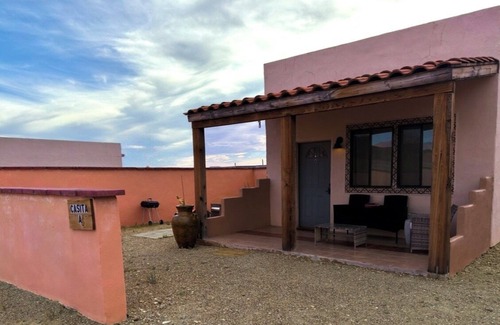 Study Butte-Terlingua House | Big Bend Bungalow A