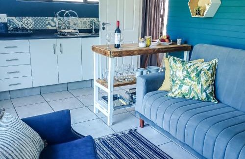 Umkomaas Apartment | Big Blue Breaks